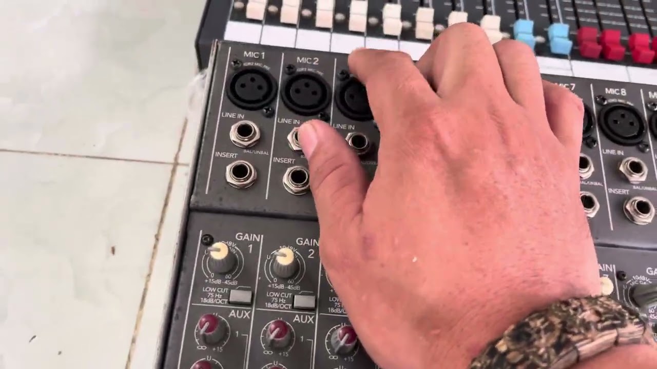 Vài chiếc mixer cỏ ae quan tâm LH0377796447