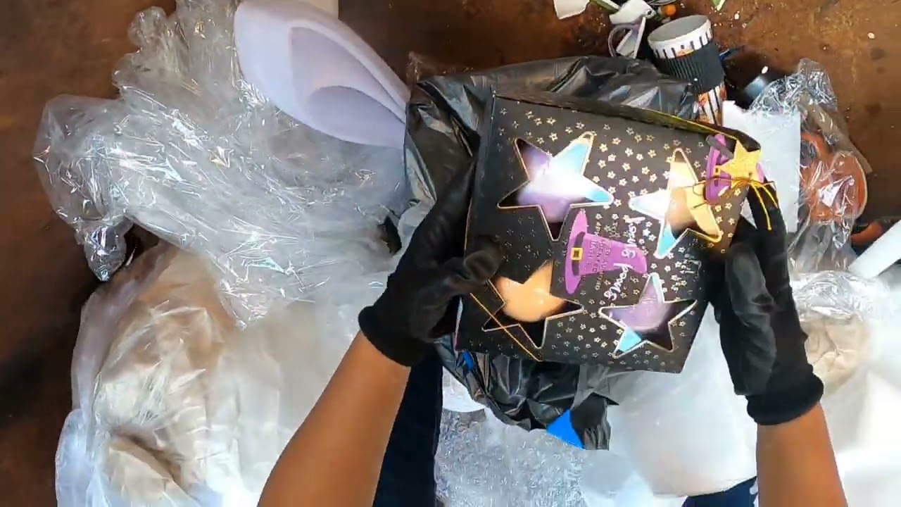 ¡Encontré MILES DE DÓLARES  ¿Por qué tiraron todo esto? 🚮 ¡Rescate masivo de Halloween. PARTE 1.