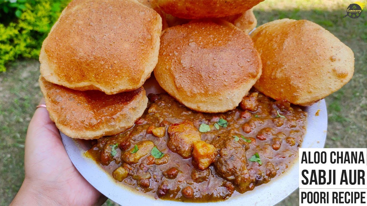 आलू चने की सब्जी और अजवाइन की पूरी | Kala Chana Puri Recipe | Chana Puri Recipe | Ajwain Puri Recipe