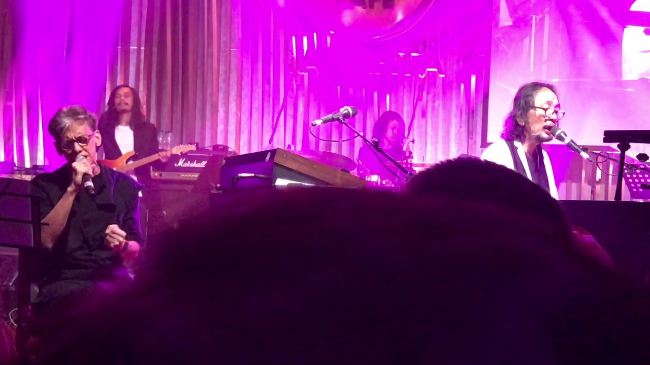 Yockie Suryoprayogo ft. Fariz RM - Di Batas Akhir Senja (Hard Rock Cafe 17 May 2017)