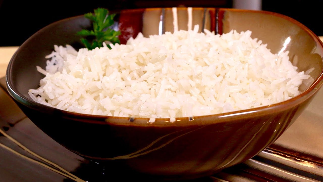 How to make Fried White Rice / Riza Khwara (Assyrian Food)