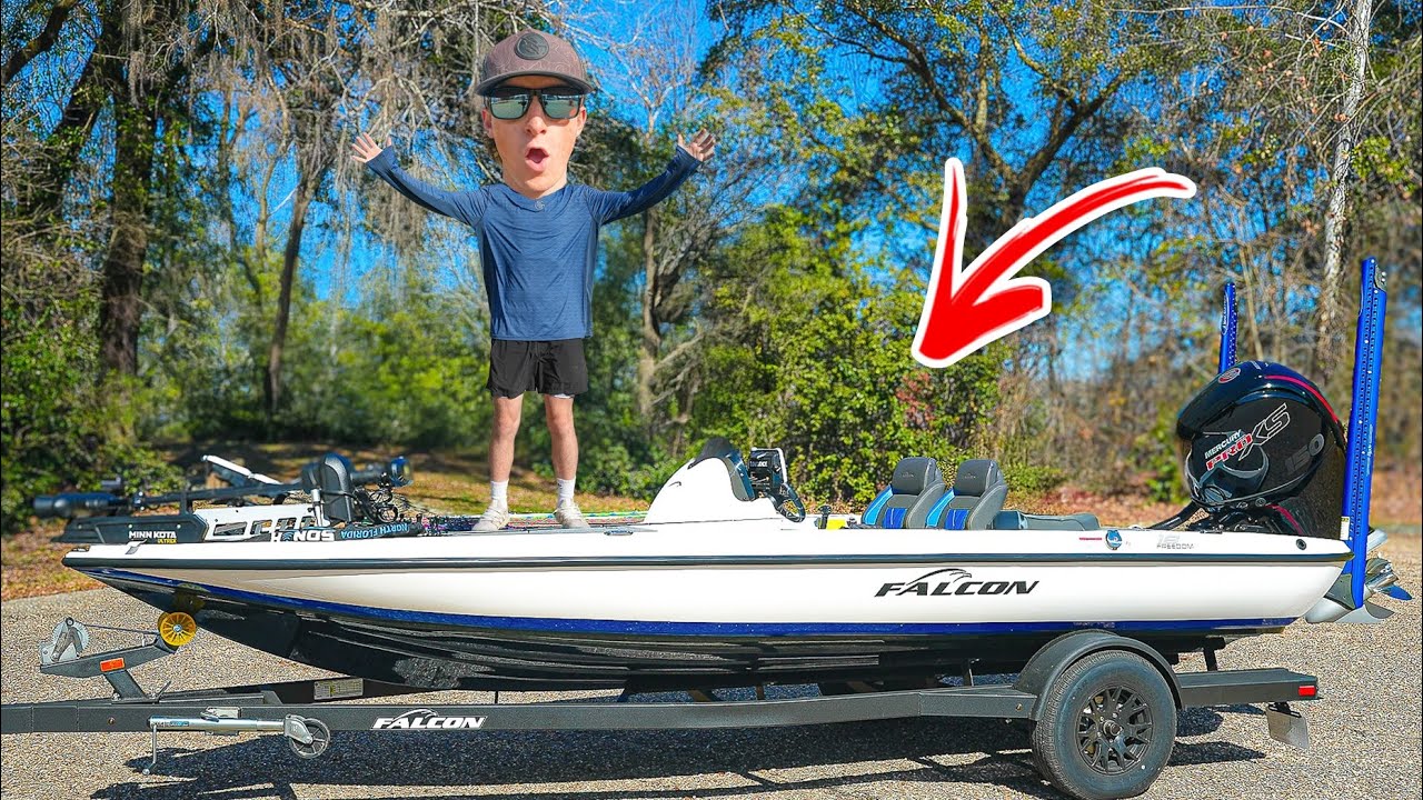 I Went Fishing On The ULTIMATE Bass Boat (Worth It?)