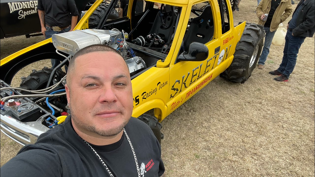 Drag Racing in the mud on our day off of Street Outlaws filming