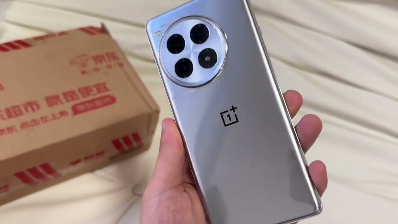 OnePlus Ace 3 Pro titanium hollow mirror silver Unboxing & Gaming test!