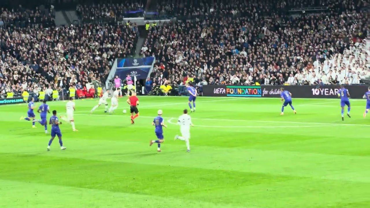 How Did This Not End in a Goal? Arda Güler & Real Madrid Magic!
