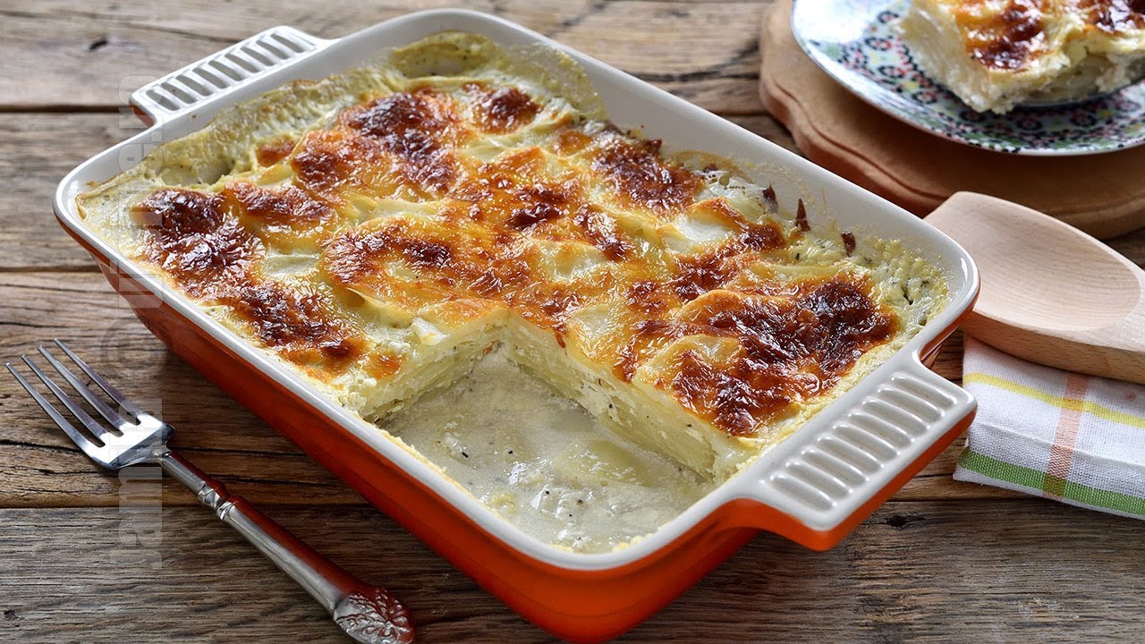 Cartofi gratinati la cuptor / Cartofi frantuzesti (CC Eng Sub) | JamilaCuisine