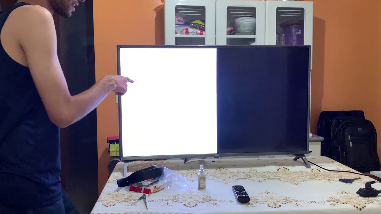 Como consertei minha TV LG UJ6525, sem imagem, depois de 2 técnicos condenarem a TV