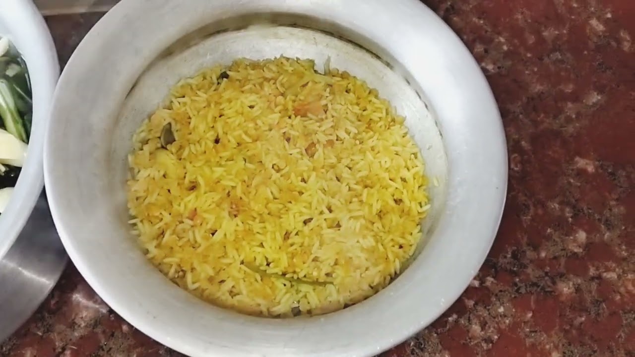 প্রথম রোজা যেভাবে কাটালাম + হুজুরের খাবারও  পরেছিল আমাদের বাসায় প্রথম রোজায়।।