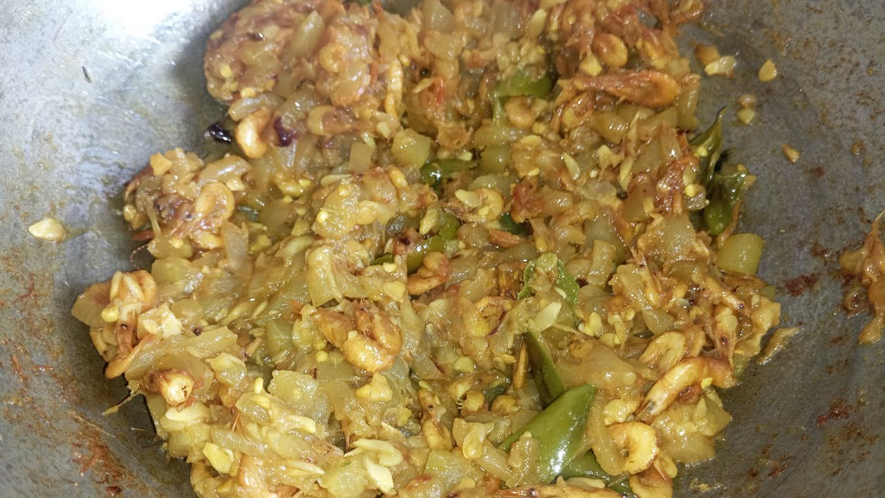 চিংড়ি মাছ দিয়ে চাল কুমড়োর চচ্চড়ি #cooking #homecuisine #food 