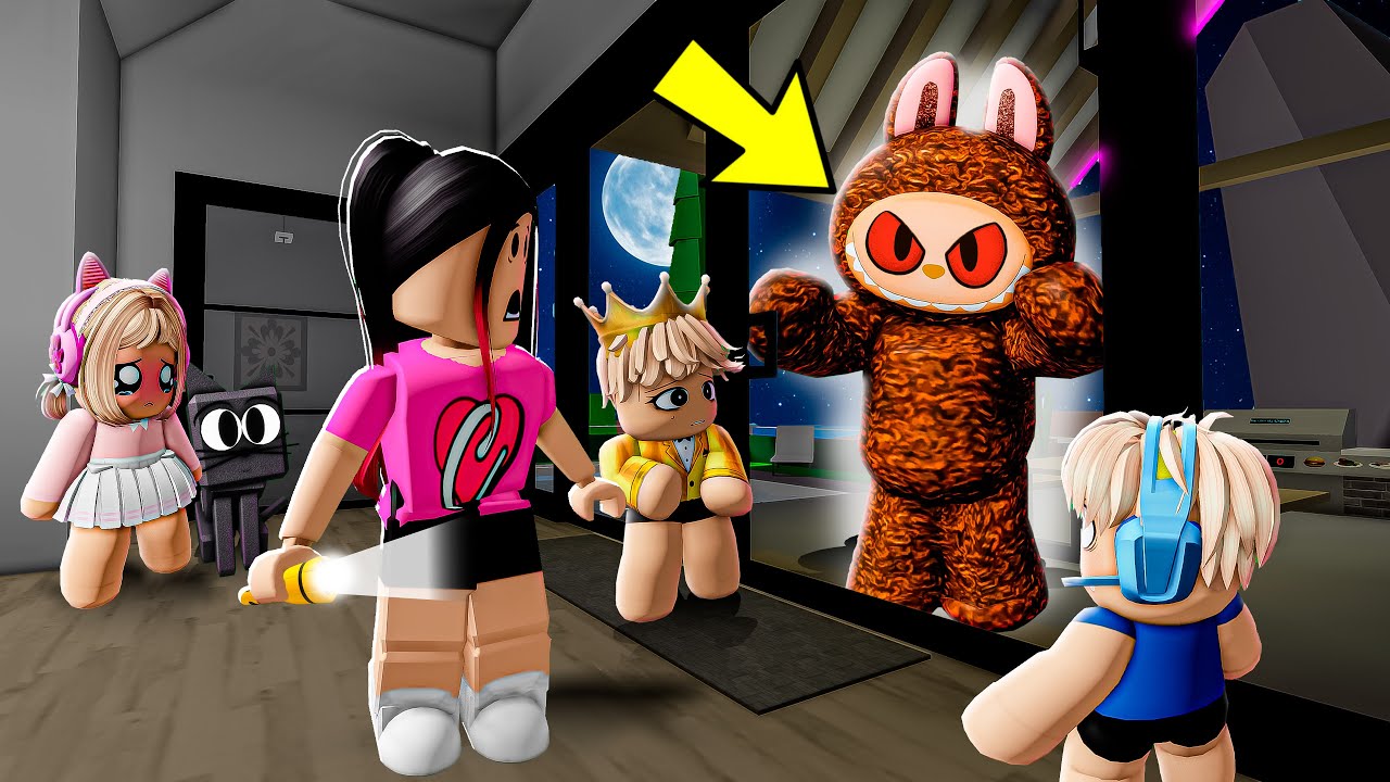 O BONECO LABUBU MALVADO INVADIU MINHA CASA AS 3 AM NO BROOKHAVEN!
