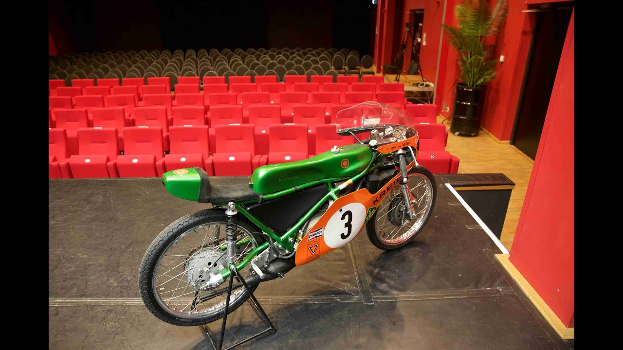 21.04.2024 Boekpresentatie voormalig wereldkampioen 50cc wegrace Henk van Kessel uit Mill.