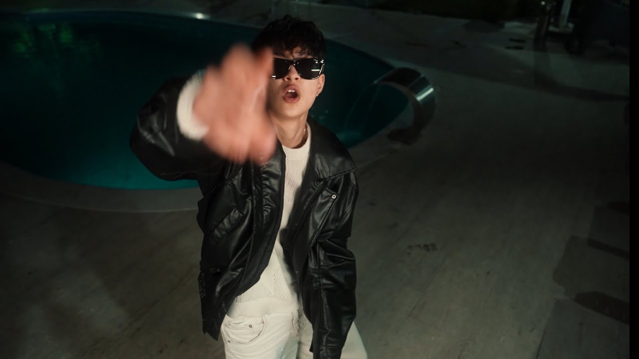 Kuzey - D&uuml;m Tek Tek (Offical Music Video)