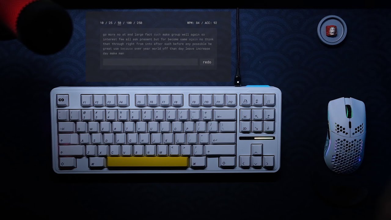 Late night typing #29: Space80 with KTT Strawberry