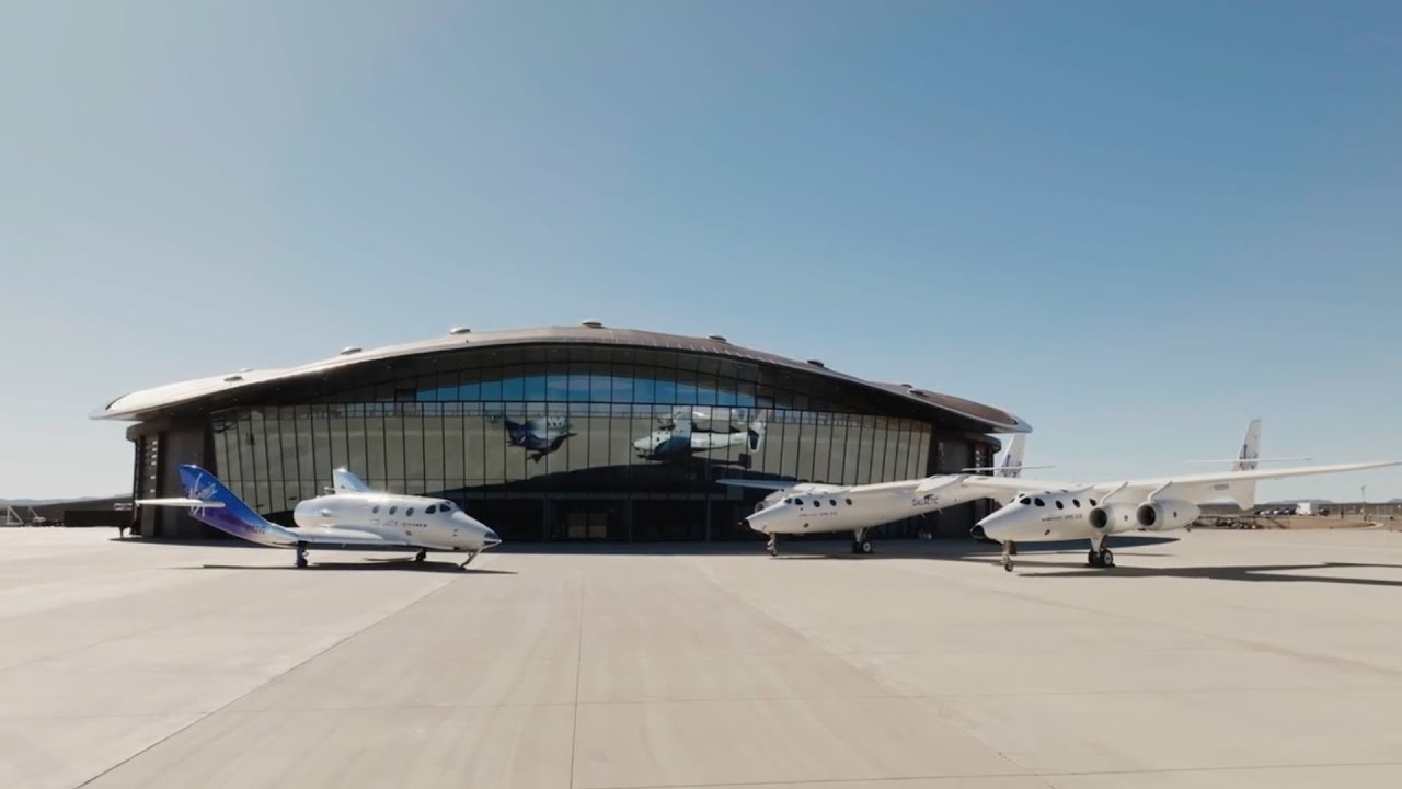 Virgin Galactic's VMS Eve lands at New Mexico's Spaceport