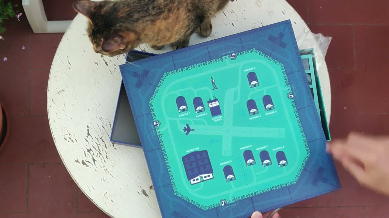 Disarm the Base (by Dissent Games) - UNBOXING
