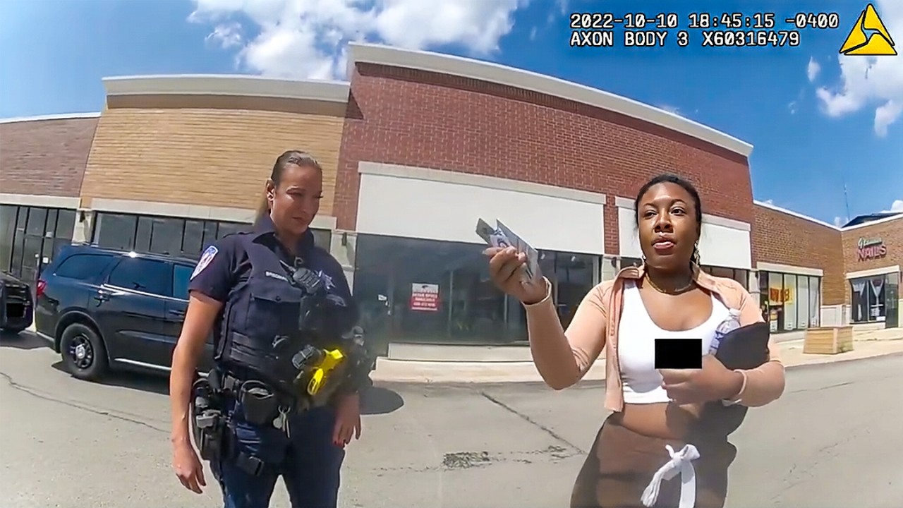 Employee Gets Busted For Running Cash Scam Operation Out Of Clothing Store