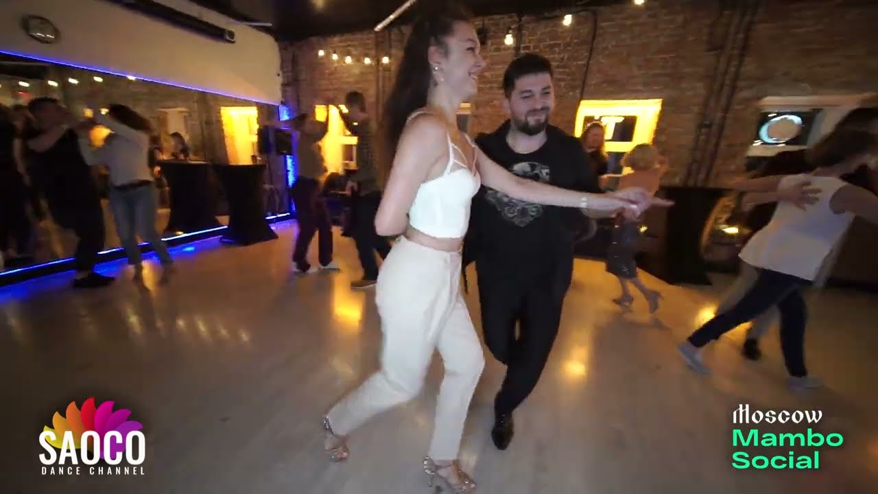 Alexandr Maneev and Marina Shichkova Salsa Dancing at Moscow Mambo Social 2021