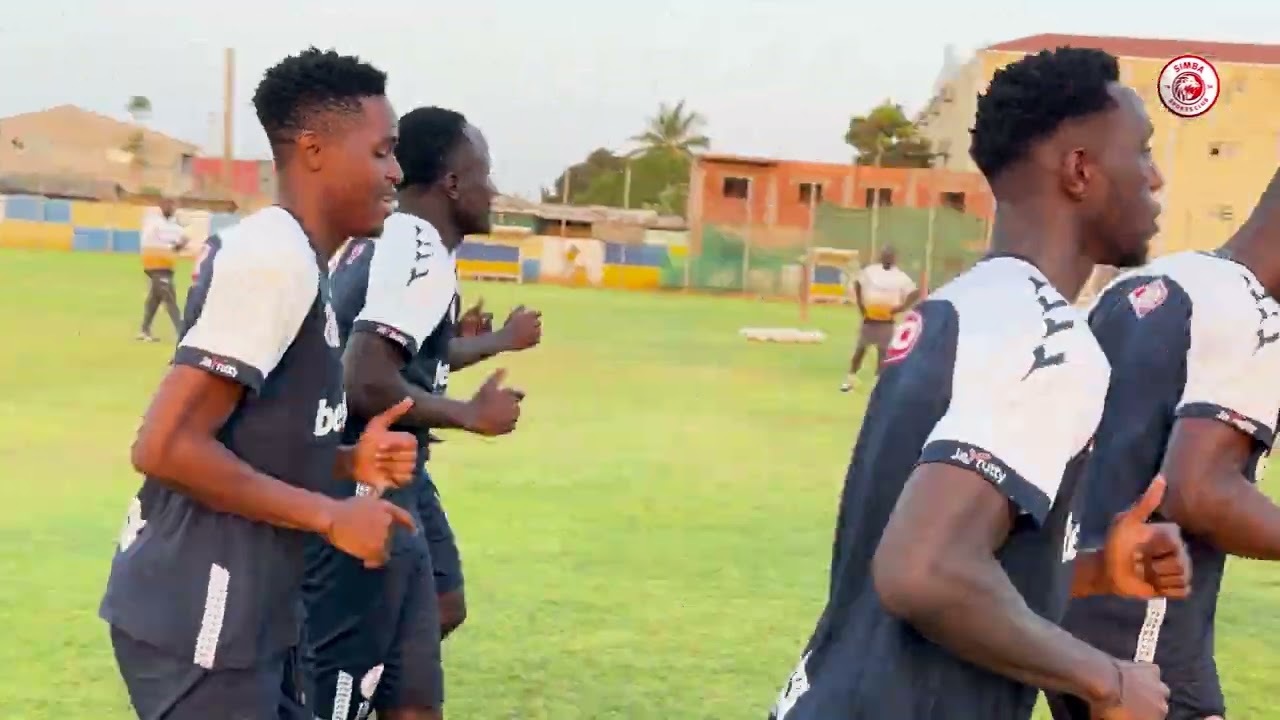 MAZOEZI YA KWANZA BAADA YA KIKOSI KUWASILI NCHINI ANGOLA KUJIANDAA NA MCHEZI DHIDI YA PETRO LUANDA