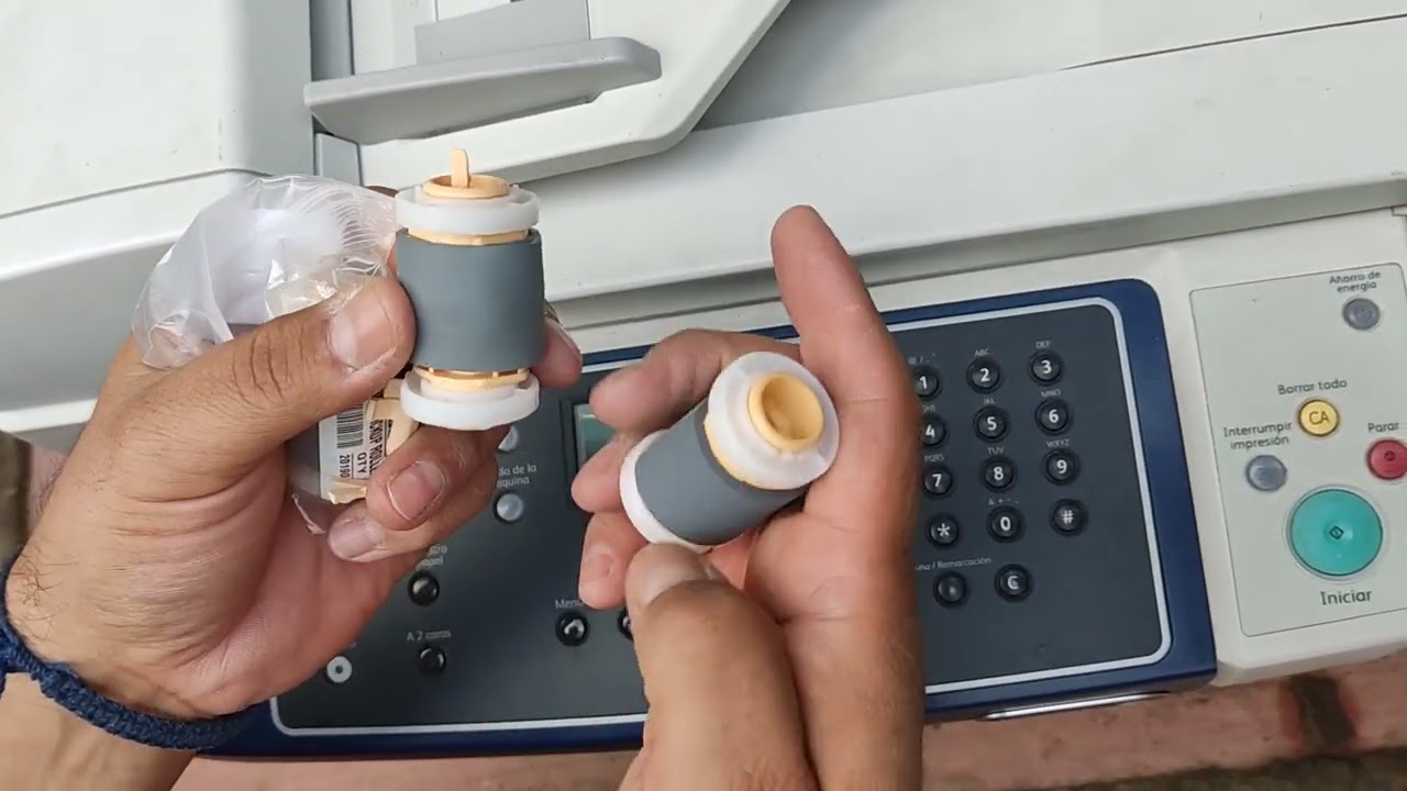 cambio de pick roller o goma de arrastre xerox WorkCentre 3550...