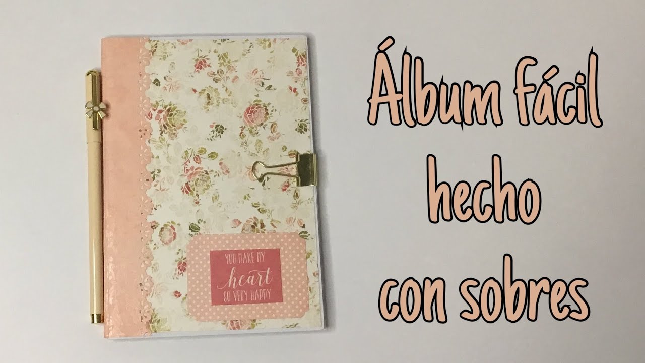 Mini álbum de scrapbooking hecho con sobres