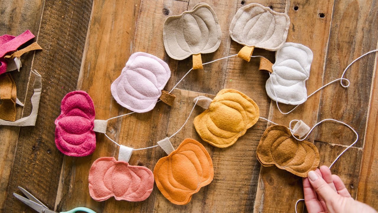 Felt Fall Pumpkin Garland