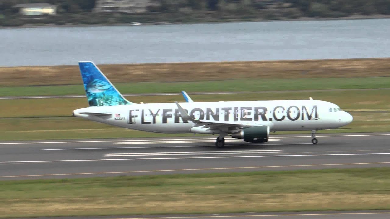 Frontier Airlines Airbus A320-214 Sharklets [N220FR] takeoff from PDX