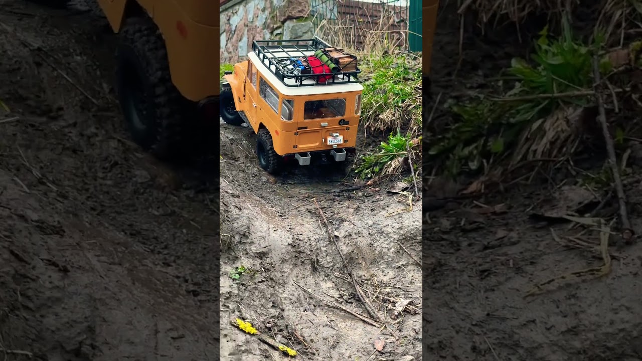 Toyota Land Cruiser FJ40 1:10 FMS RC Model