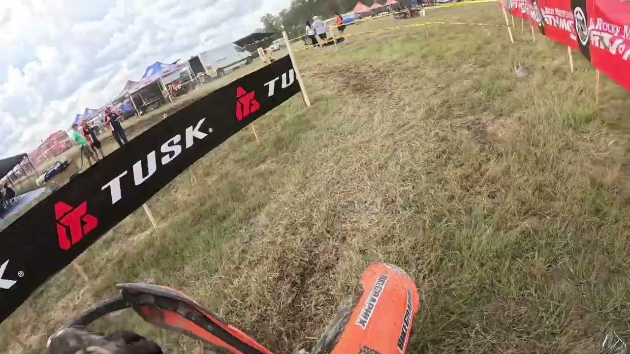[185.69] 2025 MOUNTAINEER GNCC - THREE HOUR RACE - LAP 2 AND GETTING PASSSED BY THE PROS