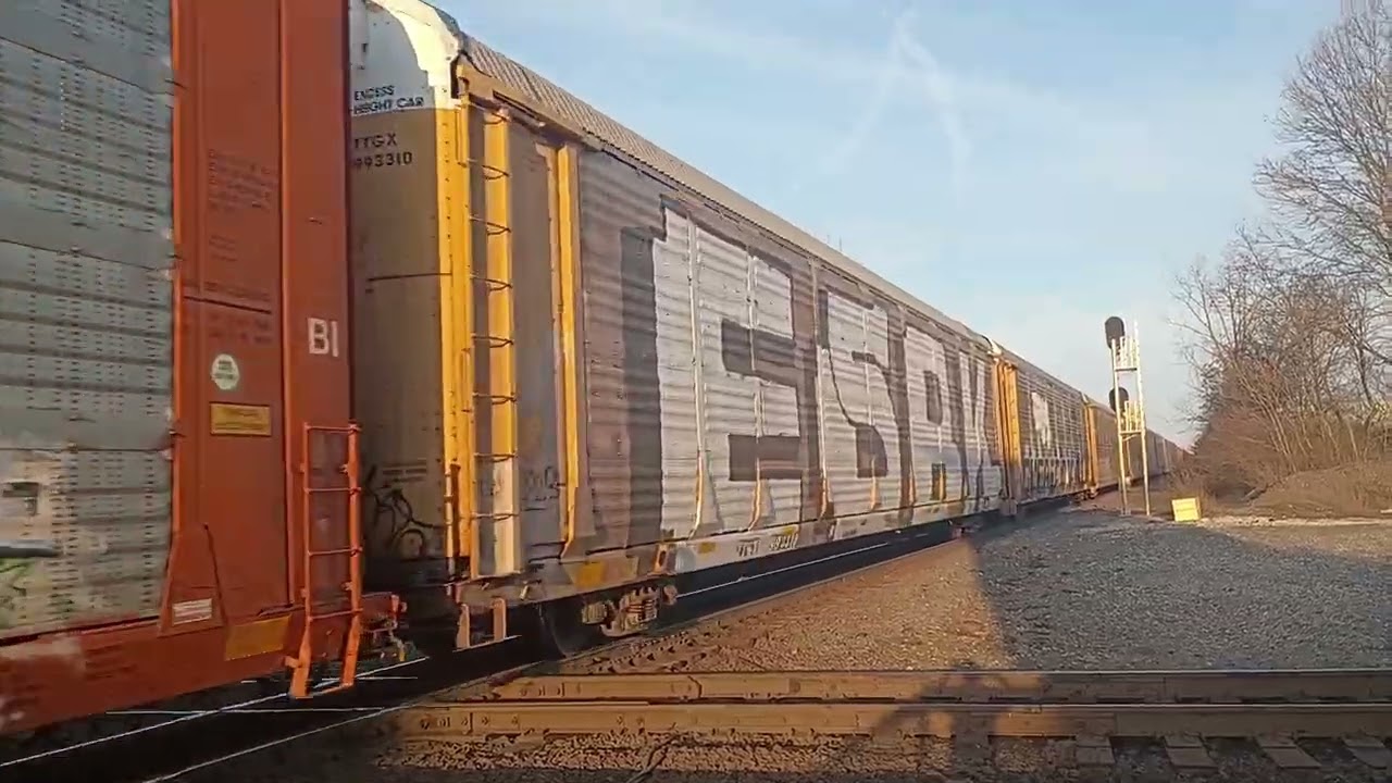 CSX box freight (I'll add numbers later)