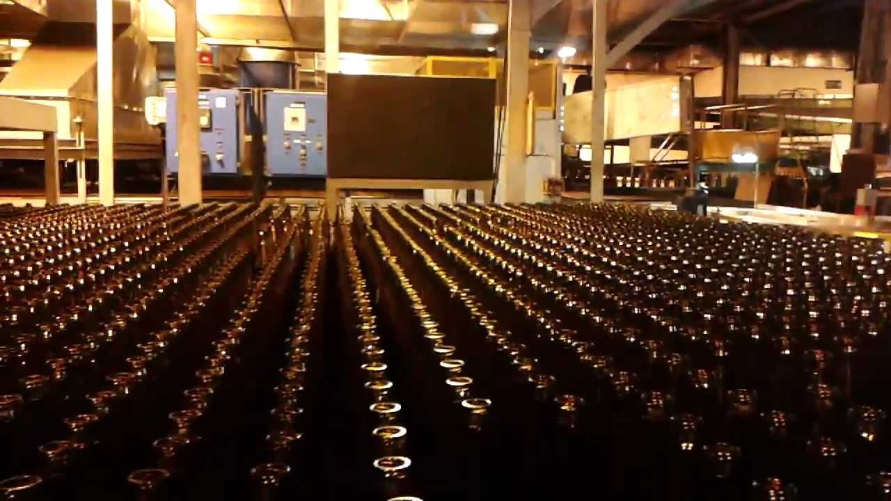 Fabricação de garrafas de vidro