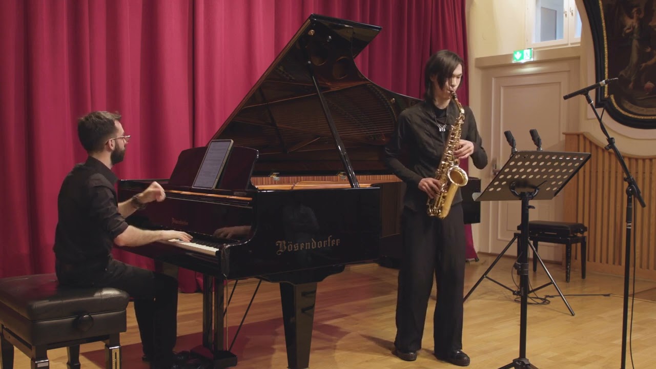 Andromeda Wen - Pavane pour une Infante Défunte by Maurice Ravel arrangement for saxophone and piano