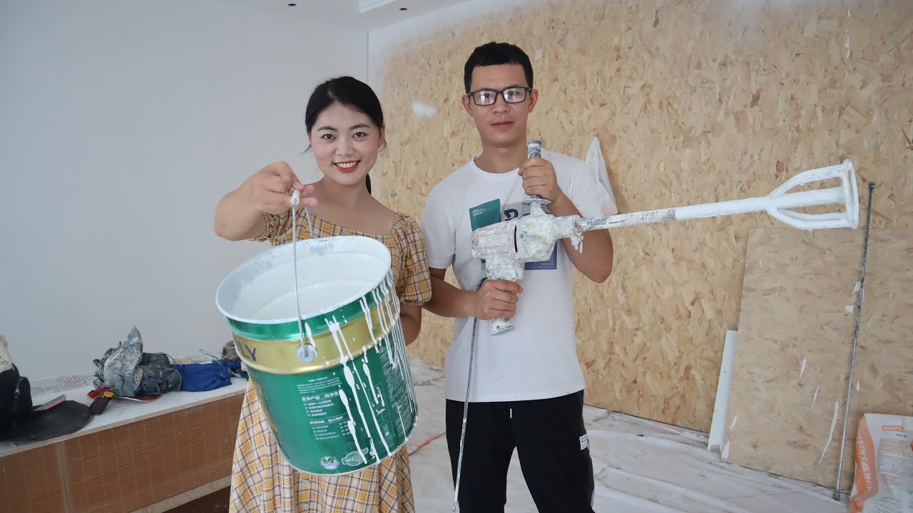 小喬婚房裝修進行中，廚房和衛生間做了美縫，屋裡牆面底漆也好了