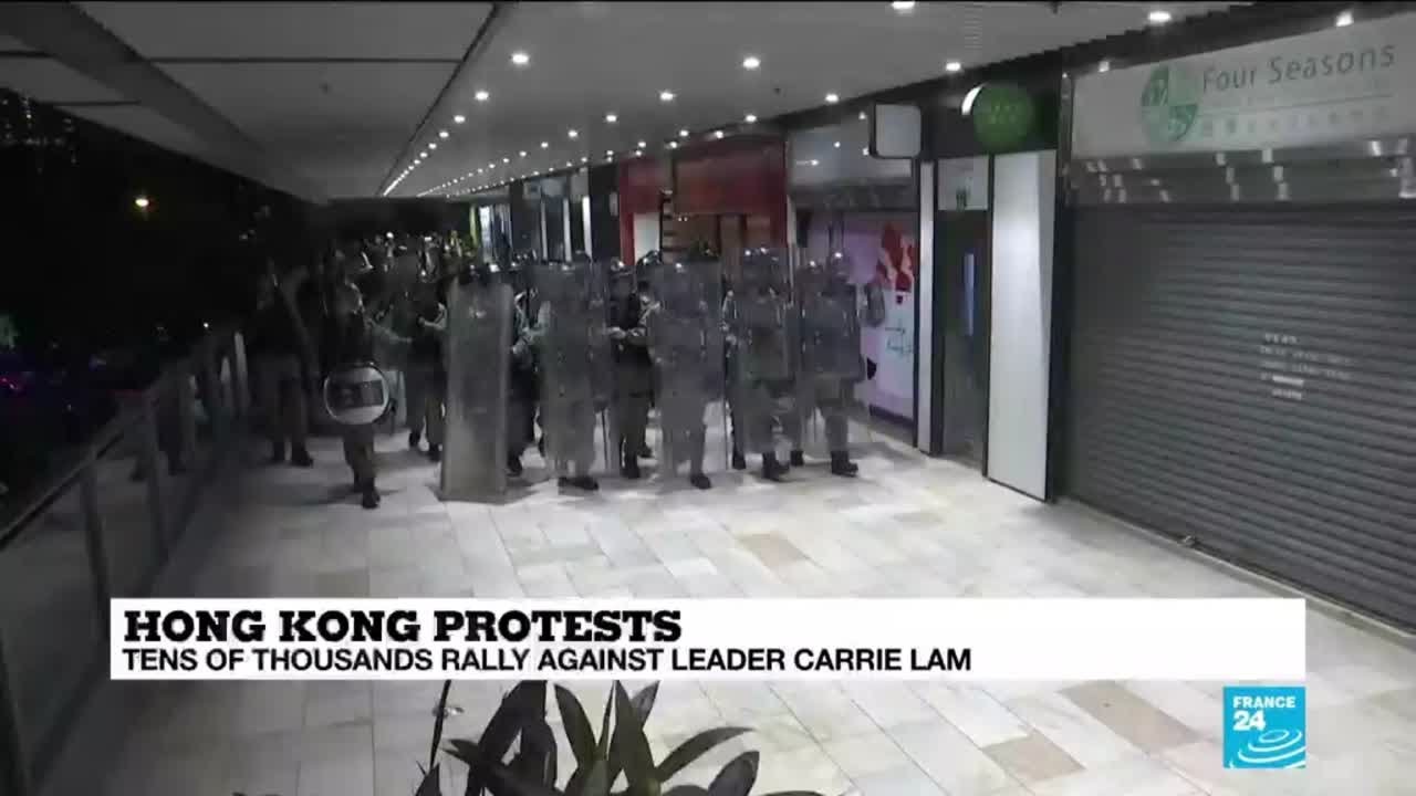 Hong Kong protesters escalate fight in suburbs
