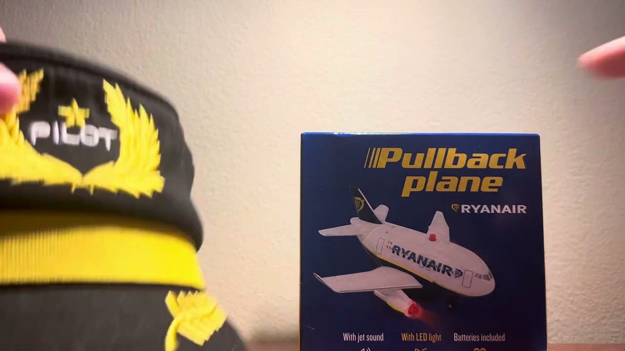 Unboxing Ryanair pullback plane that I got on my Ryanair flight.