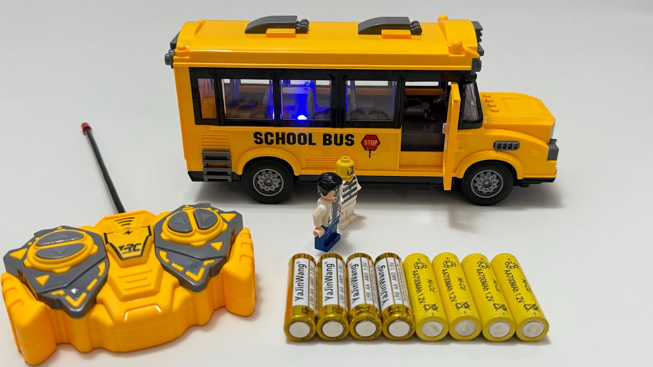 Unboxing RC School Bus, City RC Medical Ambulance, Electric Excavator, New Energy RC Racing Car