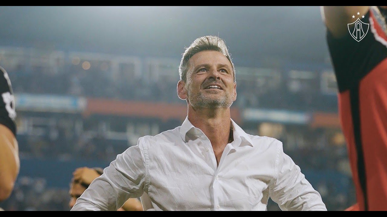 &iexcl;Gracias, Diego Cocca!