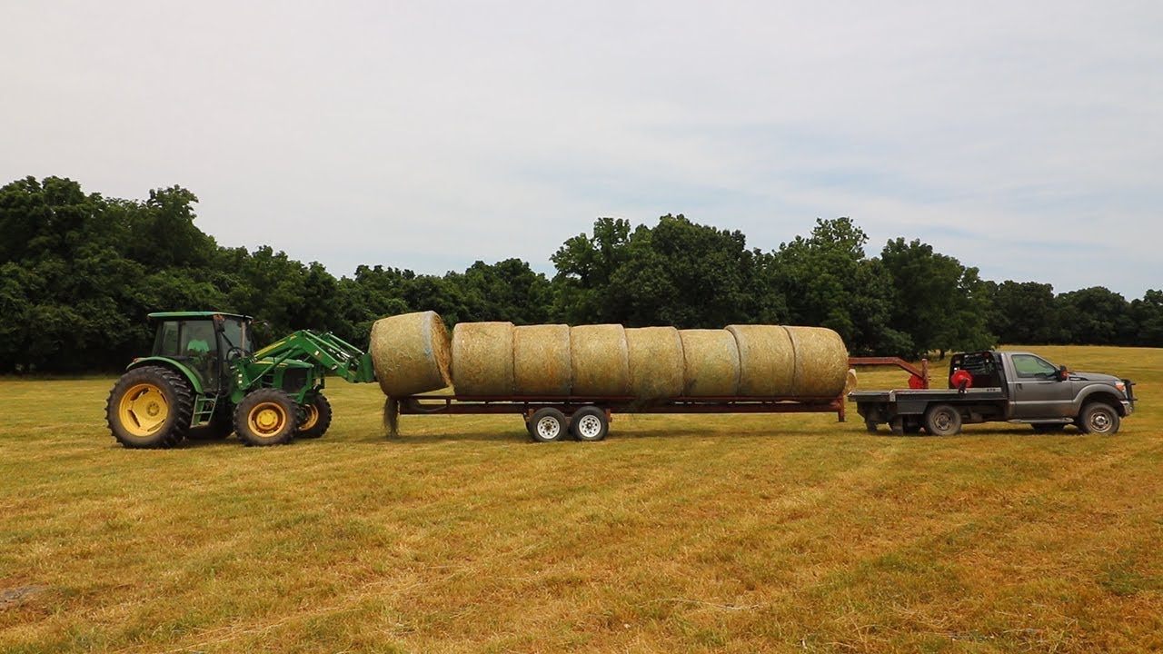 HAULING HAY!