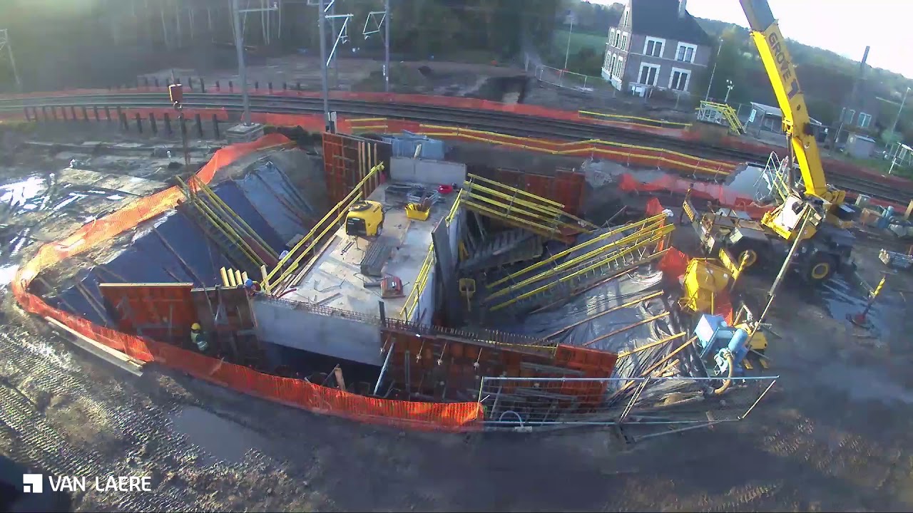 Constructie en inschuiven voetgangerstunnel Spoorlijn L50A (Aalter-Landegem)