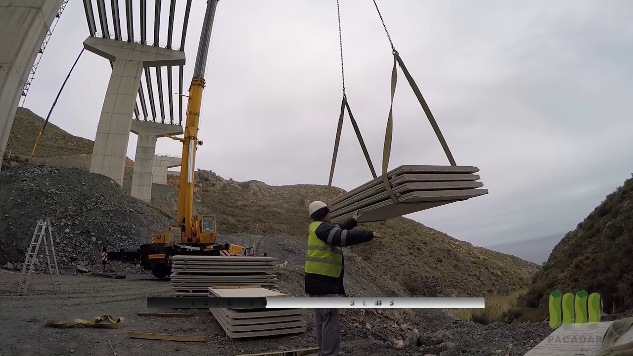 Montaje vigas de PACADAR en tramo de la A-7, Carchuna – Castell de Ferro
