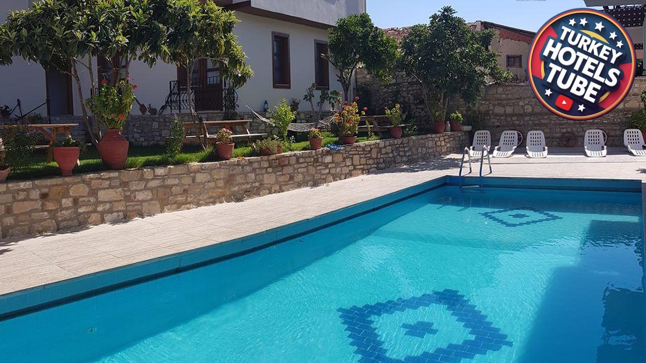 Sezgin Boutique Hotel | Kusadasi, Turkey | Hotel Review 🏩