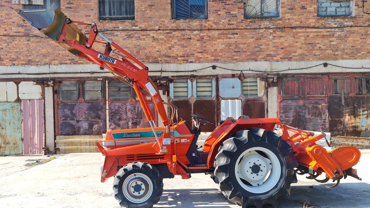 Kubota L1-285 - продан