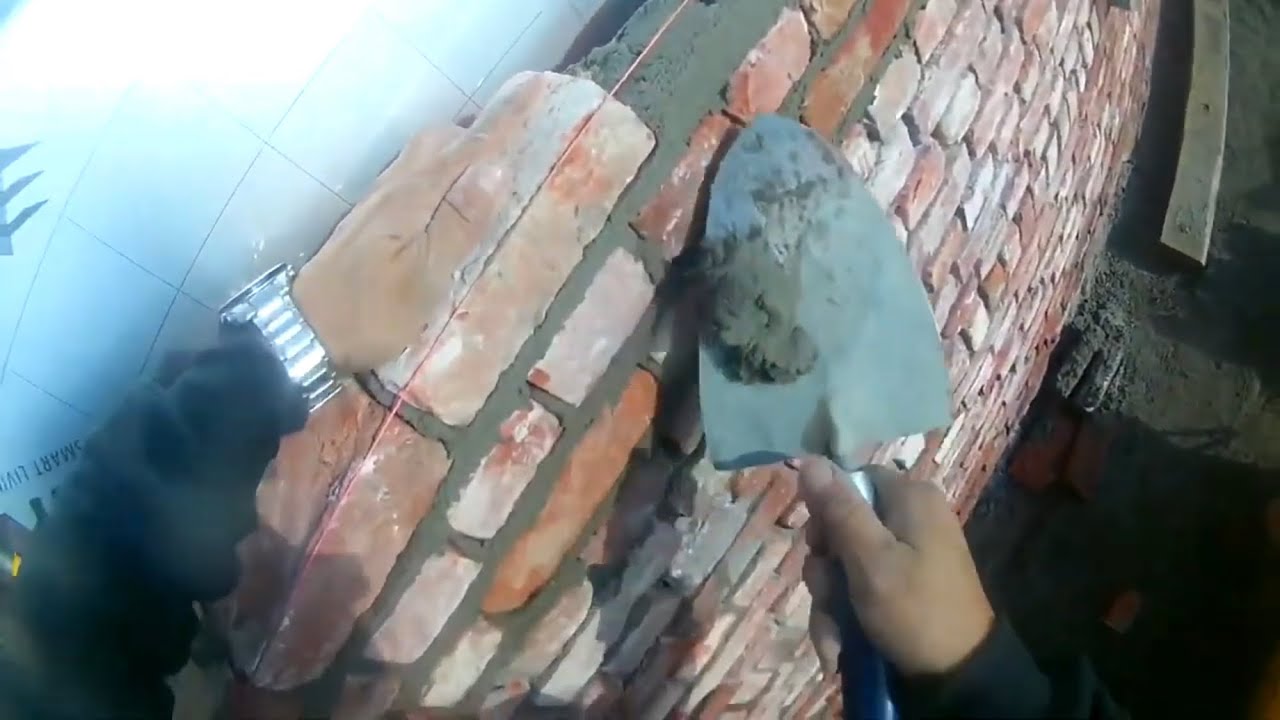 Bricklaying with reclaimed bricks (3)- long bed pick n dip