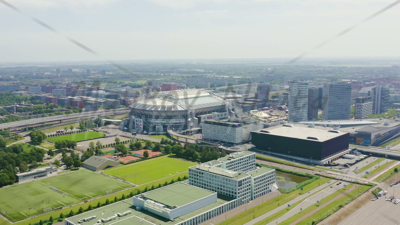 Dolly zoom. Amsterdam, Netherlands. Johan Cruijff ArenA (Amsterdam Arena). 2020 FIFA World Cup venue