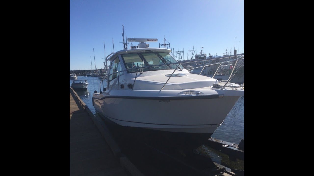 2012 Boston Whaler Conquest 345
