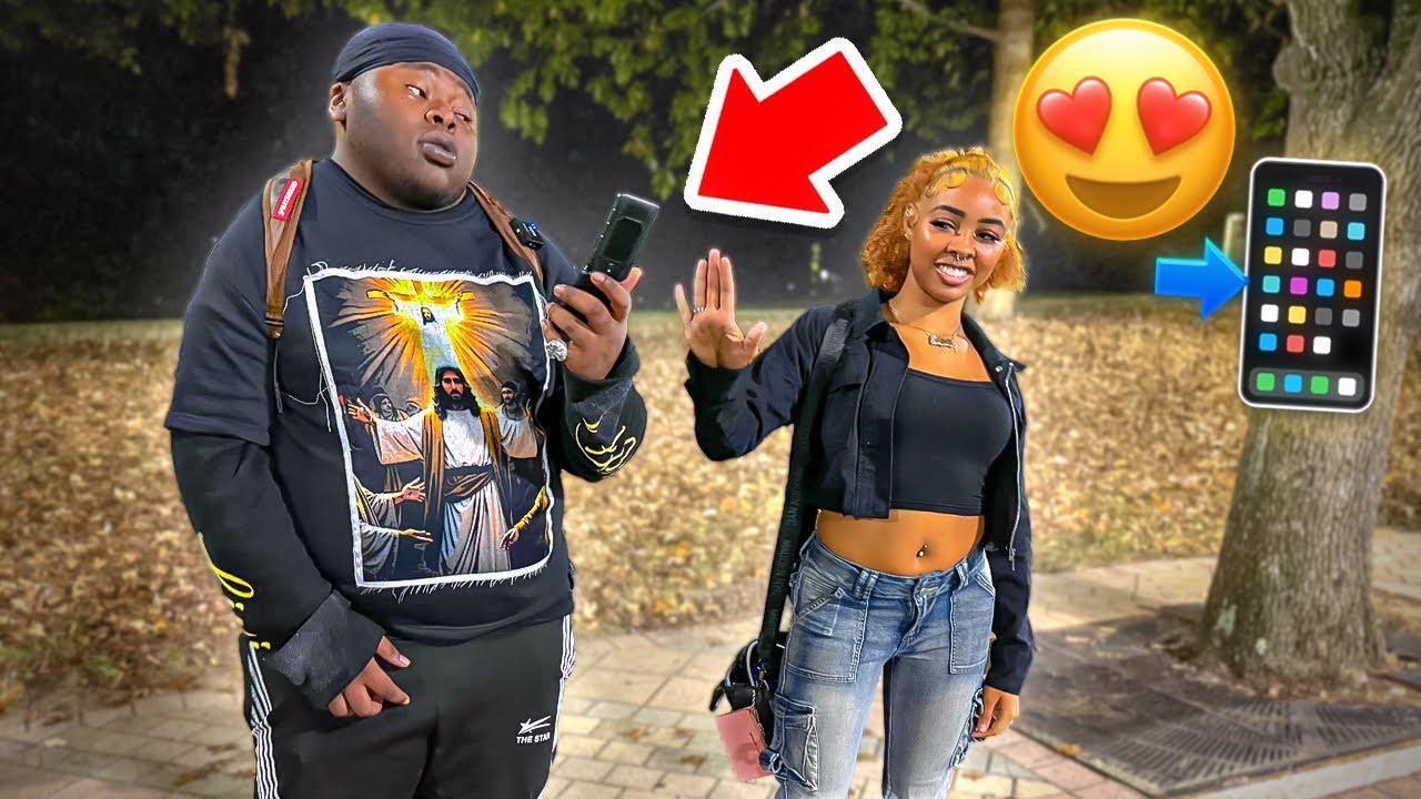NONECKJAY TRYING GET GIRLS NUMBERS WITH A FLIP PHONE  😭📲
