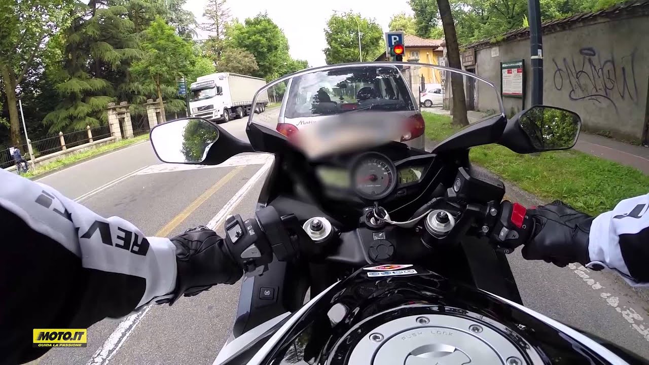 Honda VFR 1200: test del cambio DCT