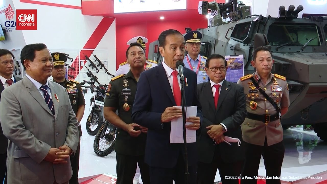Jokowi Perintahkan Prabowo Benahi Kelola Anggaran Komcad