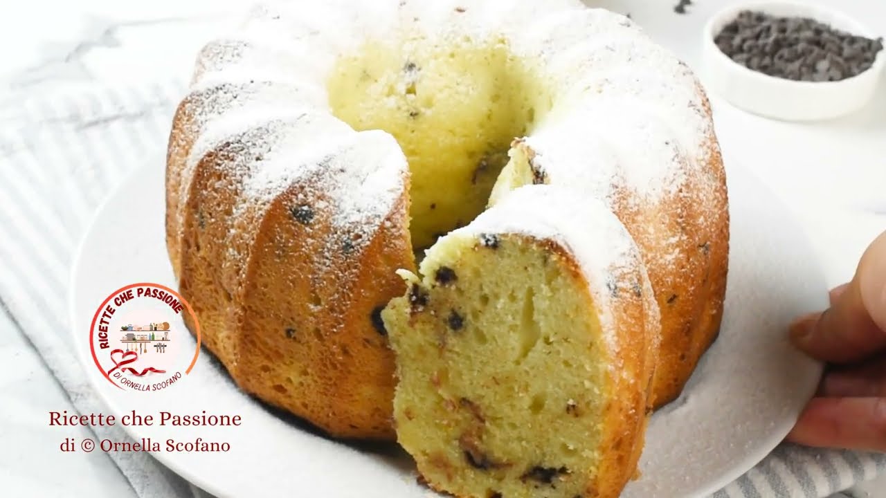 Ciambella allo yogurt greco alta e soffice - Ricette che Passione