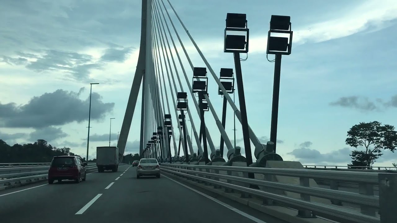 Driving From Brunei To Limbang, Malaysia | Weekend Escapade