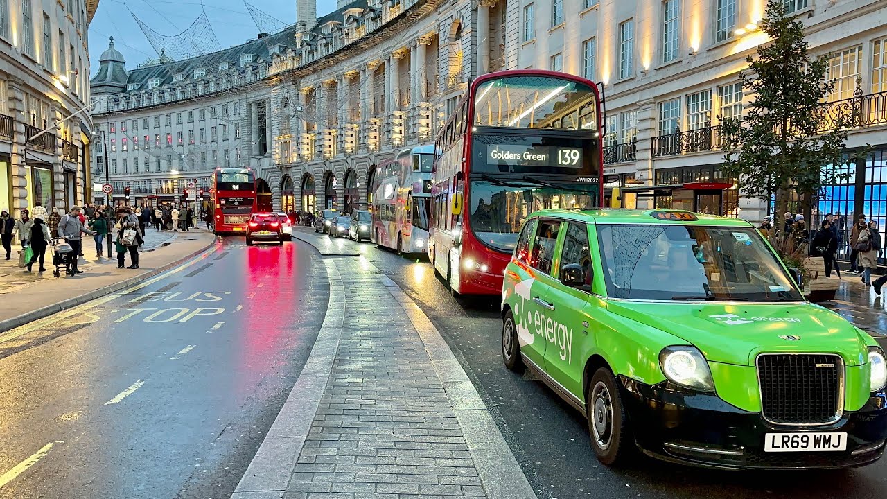 London Walk 2023 | Relaxing Night Walking tour in Central London [4K HDR]
